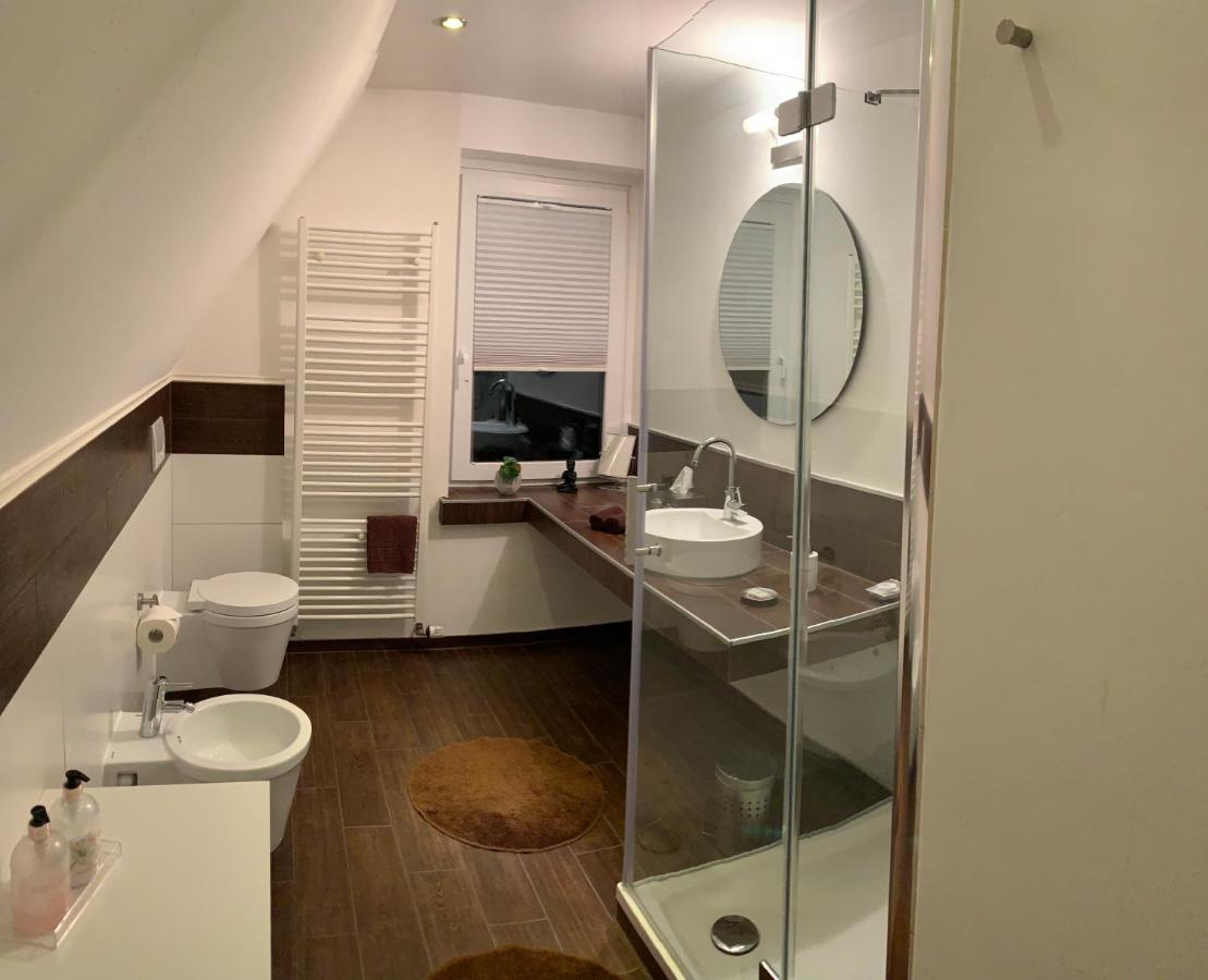 Ferienwohnung Janus Altstadt-Hameln Haus 1 Inklusive Parkplatz Mit Und Ohne Balkon Hamelin Ngoại thất bức ảnh